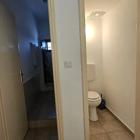 Village Port Views - 2 Bedroom דירה